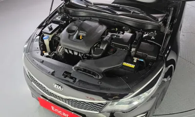 Kia K5 2017, 61439 км, за 6607.2 USD - фото 6