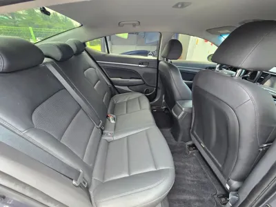 Hyundai Avante 2018, 109451 км, за 6579.81 USD - фото 12