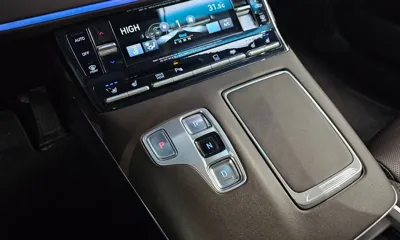 Hyundai Grandeur 2020, 65584 км, за 14657.99 USD - фото 9