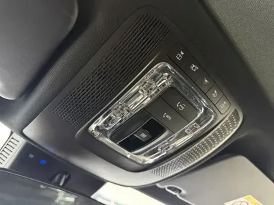 Mercedes-Benz GLA 2023, 58000 км, за 18683.03 USD - фото 6