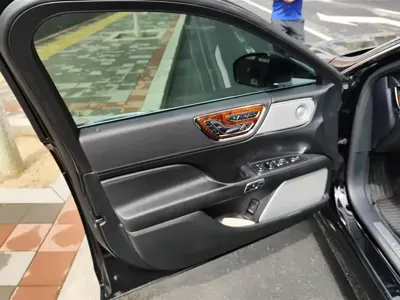 Lincoln Continental 2018, 161400 км, за 12948.54 USD - фото 6