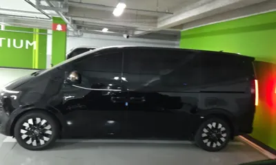 Hyundai Staria 2025, 35 км, за 65051.74 USD