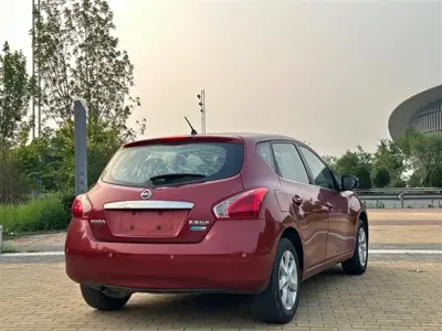 Nissan Tiida 2015, 120000 км, за 3530.47 USD