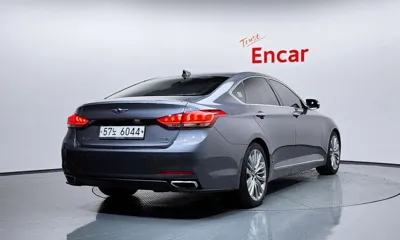 Hyundai Genesis 2016, 167940 км, за 5785.61 USD
