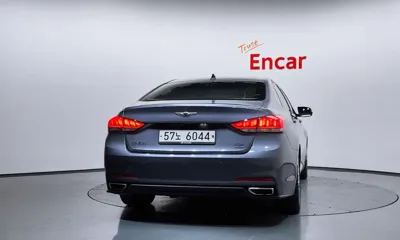 Hyundai Genesis 2016, 167940 км, за 5785.61 USD