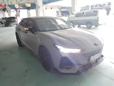 Changan UNI-V 2022, 45900 км, за 8958.43 USD - фото 22