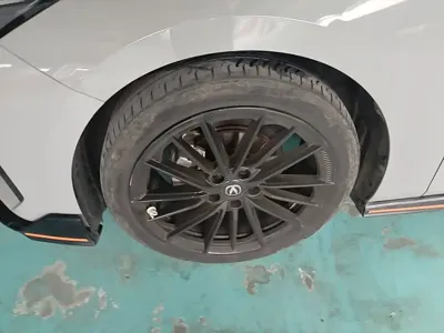 Changan UNI-V 2022, 45900 км, за 8958.43 USD - фото 25