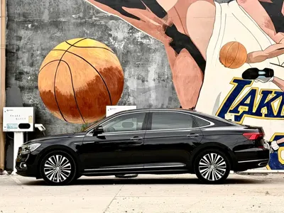 Volkswagen Passat 2020, 105000 км, за 11610.59 USD