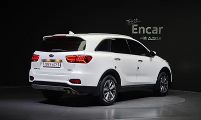 Kia Sorento 2018, 128416 км, за 9130.32 USD