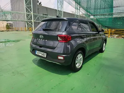 Hyundai Venue 2021, 50696 км, за 10418.7 USD - фото 6