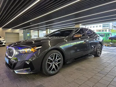 BMW i5 2026, 354 км, за 35179.17 USD