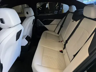 BMW i5 2026, 354 км, за 35179.17 USD - фото 16