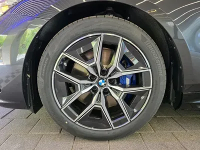 BMW i5 2026, 354 км, за 35179.17 USD - фото 19