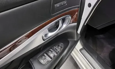 Infiniti Q70 2018, 107344 км, за 9327.37 USD - фото 14