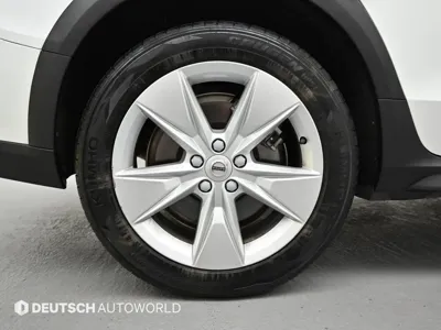 Volvo V60 2020, 76585 км, за 15203.61 USD