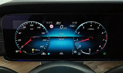 Mercedes-Benz E-Class 2021, 56262 км, за 26903.77 USD - фото 8