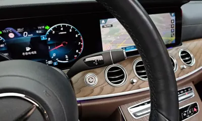 Mercedes-Benz E-Class 2021, 56262 км, за 26903.77 USD - фото 9