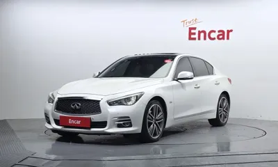 Infiniti Q50 · 2016 год