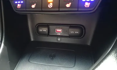 Kia Sportage 2019, 76944 км, за 10749.19 USD - фото 28