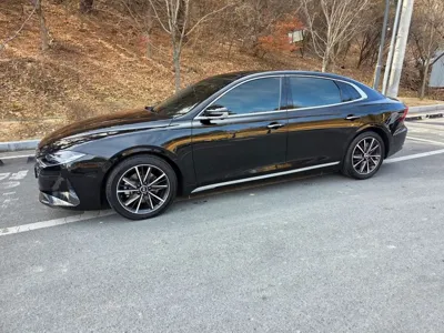 Hyundai Grandeur 2022, 38550 км, за 18113.01 USD