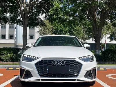 Audi A4L 2022, 66000 км, за 22661.28 USD