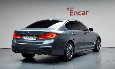 BMW 5-Series 2018, 147334 км, за 12865.96 USD