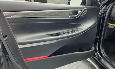 Hyundai Grandeur 2017, 73365 км, за 10668.76 USD - фото 24