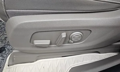 Kia Canival 2025, 22508 км, за 26457.77 USD - фото 32