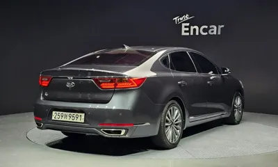 Kia K7 2017, 110630 км, за 8919.72 USD