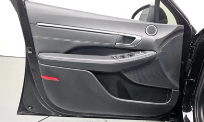 Hyundai Sonata 2022, 62347 км, за 9780.75 USD - фото 24
