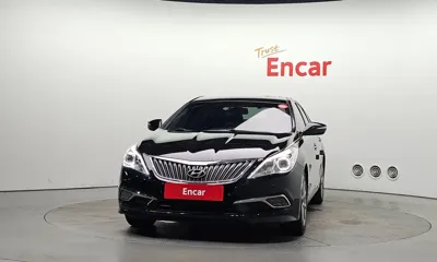 Hyundai Grandeur 2015, 151475 км, за 4266.77 USD
