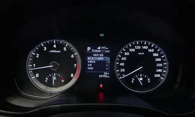 Hyundai Grandeur 2017, 89790 км, за 9376.83 USD - фото 8