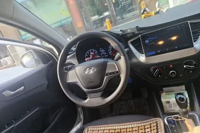 Hyundai Verna (new generation) 2016, 71300 км, за 4154 USD - фото 10