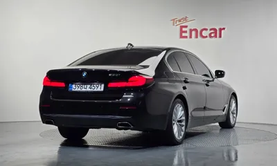 BMW 5-Series 2023, 105538 км, за 19271.25 USD