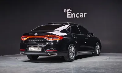 Hyundai Grandeur 2019, 117345 км, за 8476.81 USD