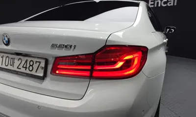 BMW 5-Series 2020, 70146 км, за 18175.91 USD - фото 23