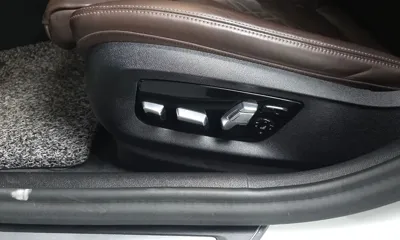 BMW 5-Series 2020, 70146 км, за 18175.91 USD - фото 33