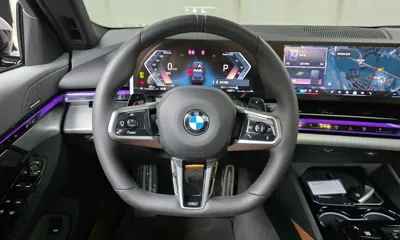 BMW 5-Series 2026, 8333 км, за 59078.38 USD - фото 15