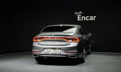Hyundai Grandeur 2018, 197405 км, за 4759.39 USD