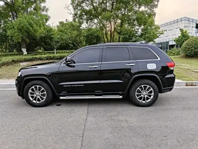 Jeep Grand Cherokee (Import) 2015, 190000 км, за 11066.94 USD