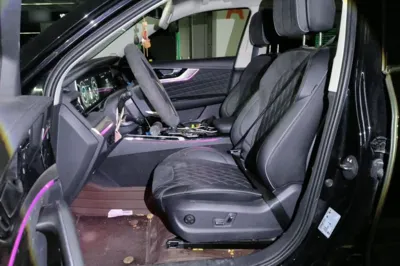 Hongqi HS5 2019, 47699 км, за 10177 USD - фото 15