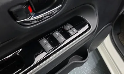 Toyota Prius 2019, 48234 км, за 10510.32 USD - фото 29