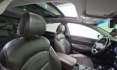 Hyundai Grandeur 2018, 165999 км, за 9780.75 USD - фото 12