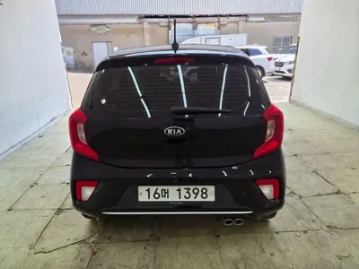 Kia Morning 2018, 87000 км, за 5529.54 USD