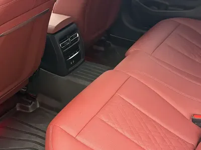BMW 3 Series 2023, 112000 км, за 29134.22 USD - фото 6