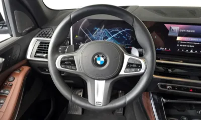 BMW X5 2026, 5399 км, за 77340.09 USD - фото 13