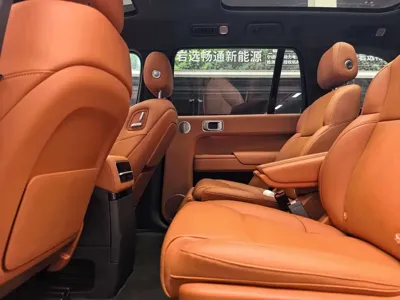 Li Auto Li L9 2023, 60000 км, за 35275.24 USD