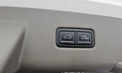 Kia Canival 2022, 17813 км, за 23624.79 USD - фото 16