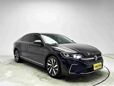 Volkswagen Passat 2021, 91900 км, за 16038.54 USD