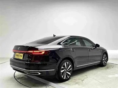 Volkswagen Passat 2021, 91900 км, за 16038.54 USD - фото 18